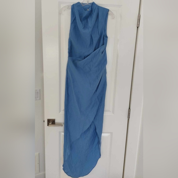 ISO- Dress size small - Picture 1 of 4